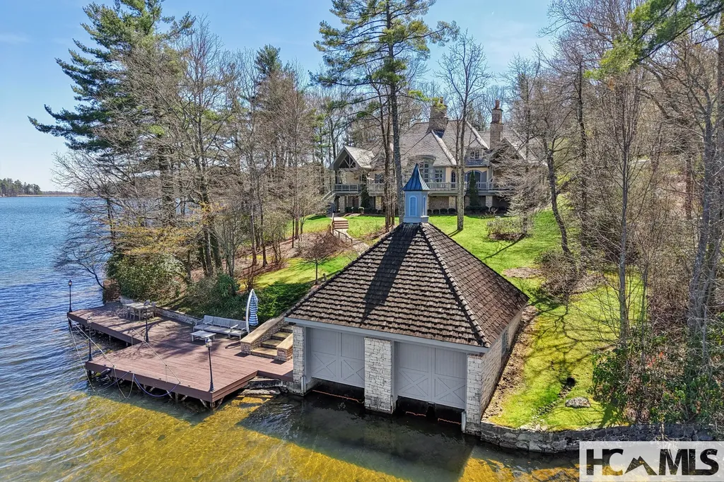 138 Indian Trace Lake Toxaway NC 28747