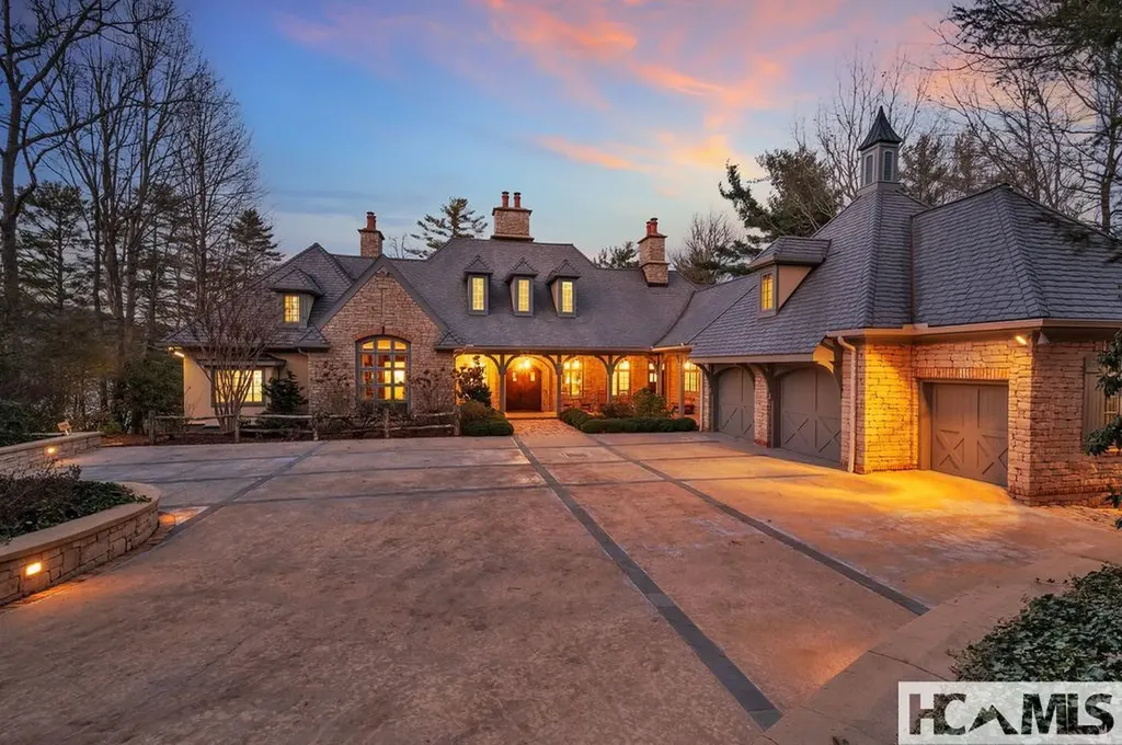 138 Indian Trace Lake Toxaway NC 28747