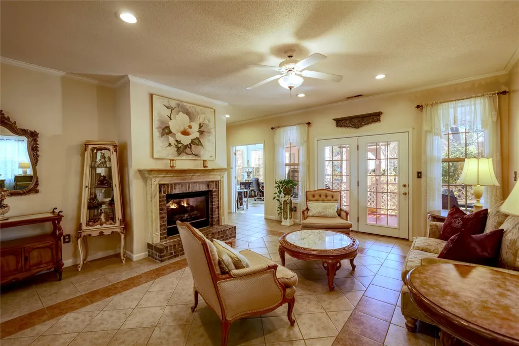 302 Cambridge Drive Brevard NC 28712