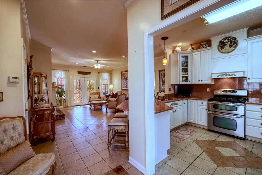 302 Cambridge Drive Brevard NC 28712