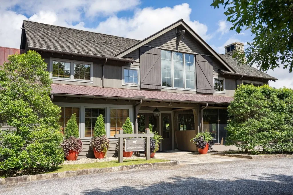 172 Lonesome Valley Road Sapphire NC 28774