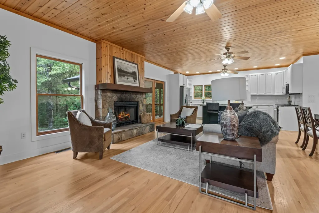 122 Highlands View Road Highlands NC 28741