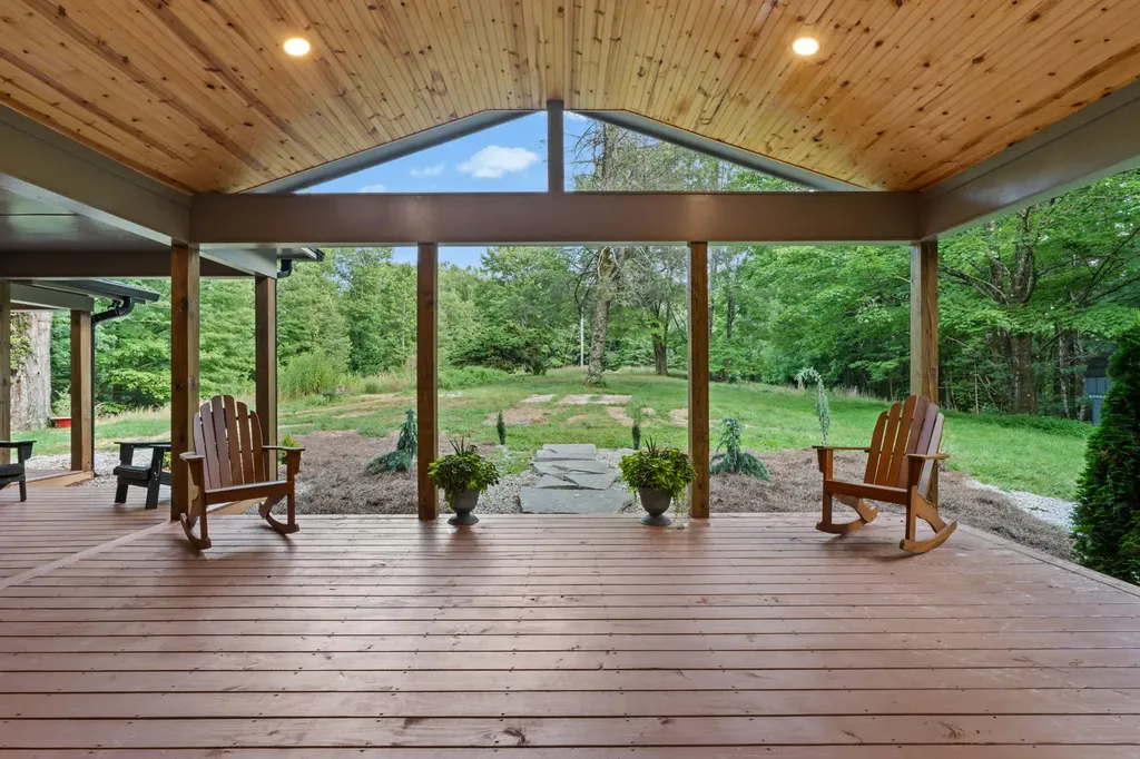 122 Highlands View Road Highlands NC 28741