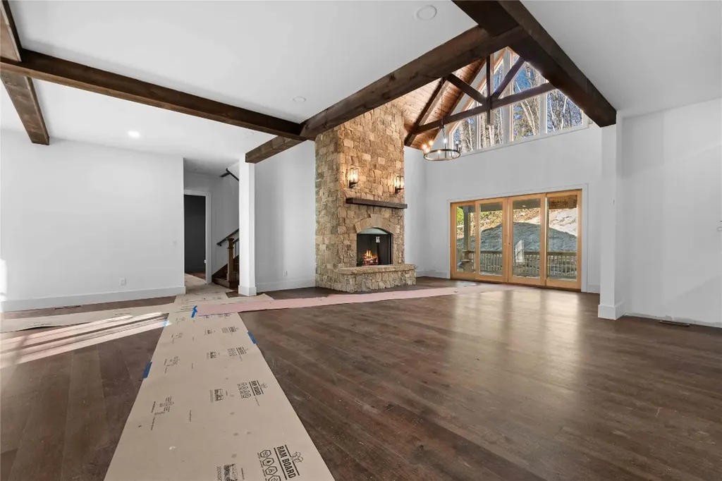 163 E Rochester Drive Cashiers NC 28717