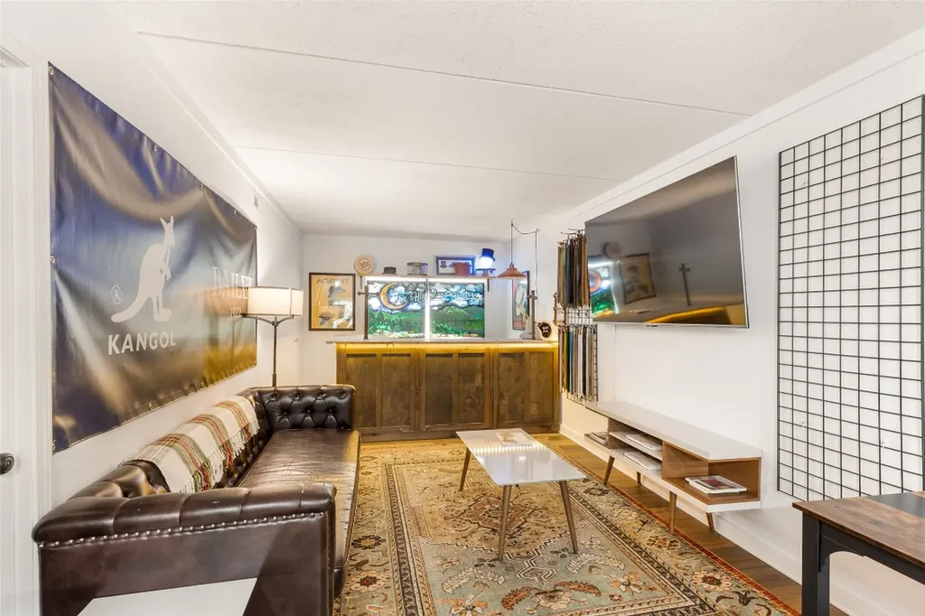 221 N 4th Street Highlands NC 28741