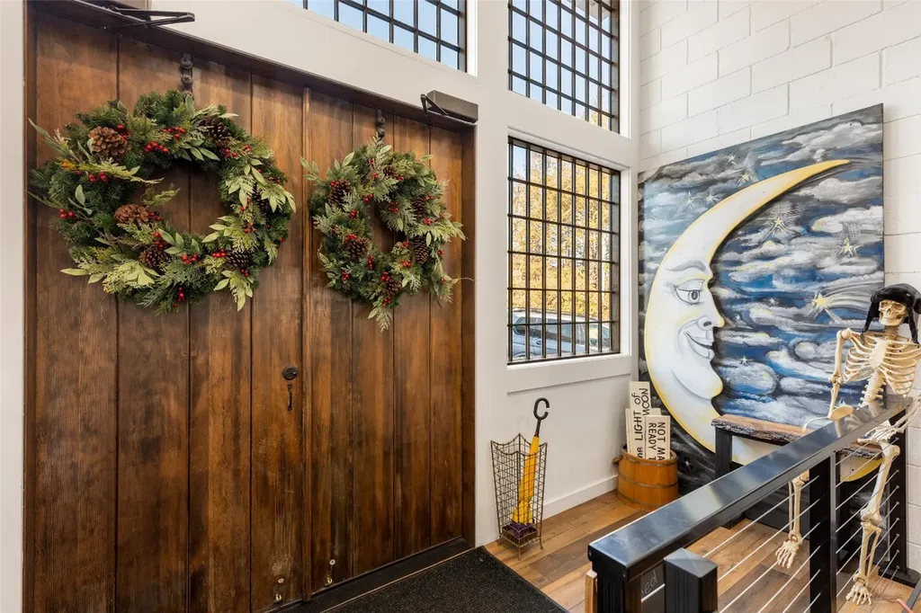 221 N 4th Street Highlands NC 28741