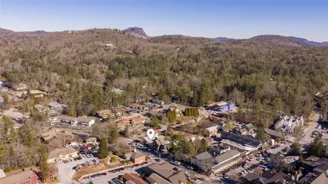 221 N 4th Street Highlands NC 28741