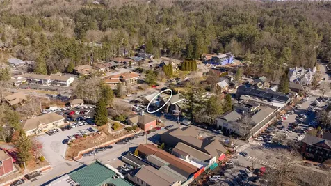 221 N 4th Street Highlands NC 28741