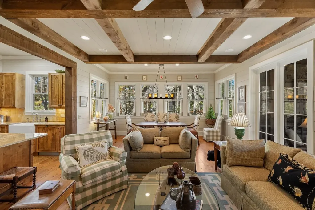 8 Mount Mitchell Court Cashiers NC 28717