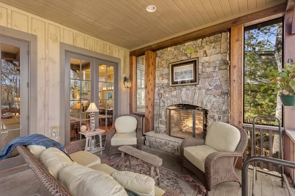 8 Mount Mitchell Court Cashiers NC 28717