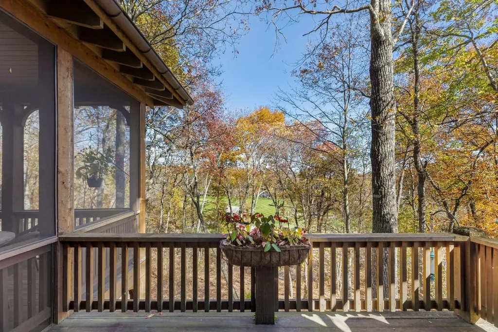 8 Mount Mitchell Court Cashiers NC 28717