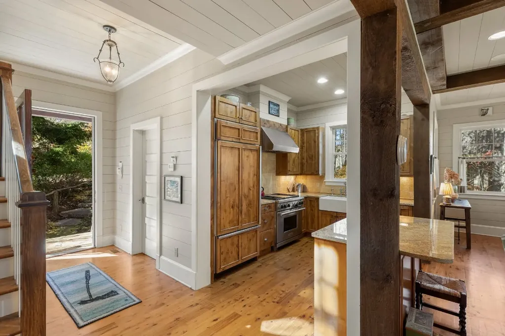 8 Mount Mitchell Court Cashiers NC 28717