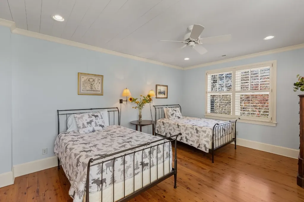 8 Mount Mitchell Court Cashiers NC 28717