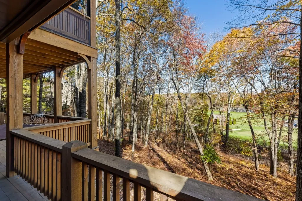 8 Mount Mitchell Court Cashiers NC 28717