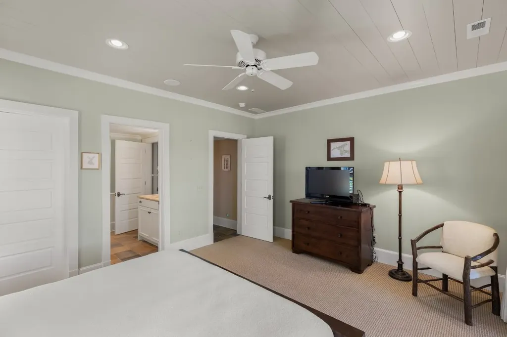 8 Mount Mitchell Court Cashiers NC 28717