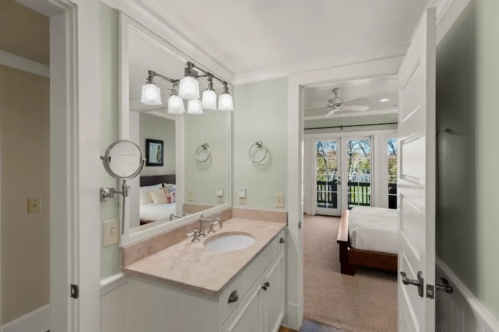 8 Mount Mitchell Court Cashiers NC 28717