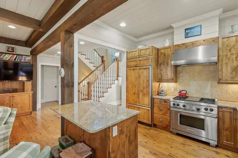 8 Mount Mitchell Court Cashiers NC 28717