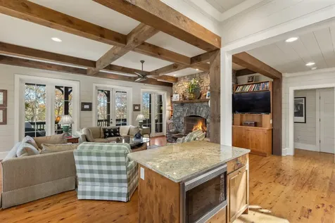 8 Mount Mitchell Court Cashiers NC 28717