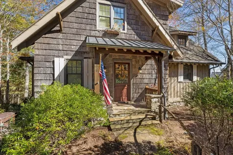 8 Mount Mitchell Court Cashiers NC 28717