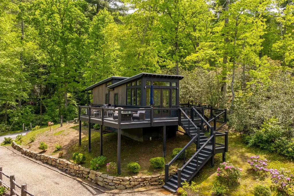 134 Rock Face Trail Highlands NC 28741