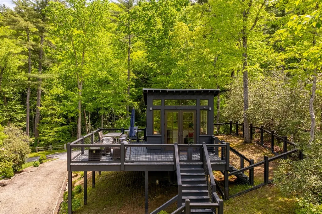 134 Rock Face Trail Highlands NC 28741