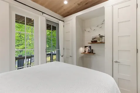 134 Rock Face Trail Highlands NC 28741