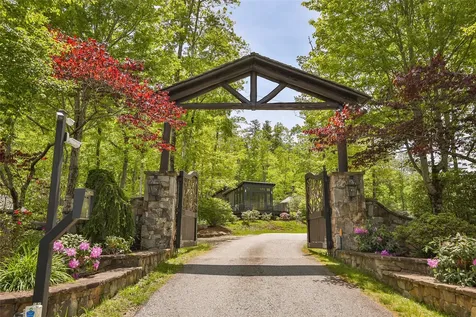 134 Rock Face Trail Highlands NC 28741