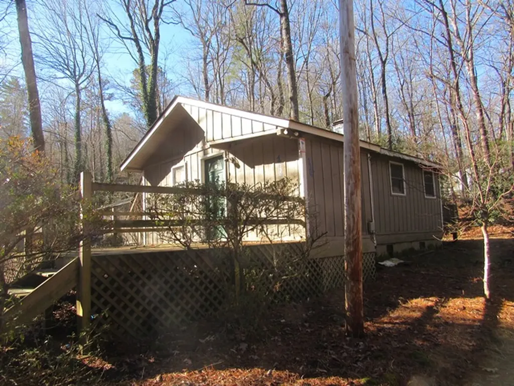 96 Meadowlark Lane Sapphire NC 28774