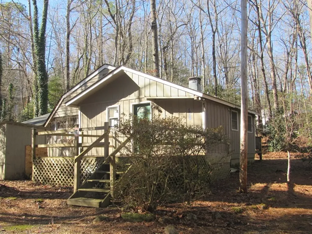 96 Meadowlark Lane Sapphire NC 28774