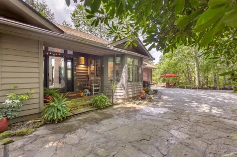 845 Whiteside Mountain Road Highlands NC 28741
