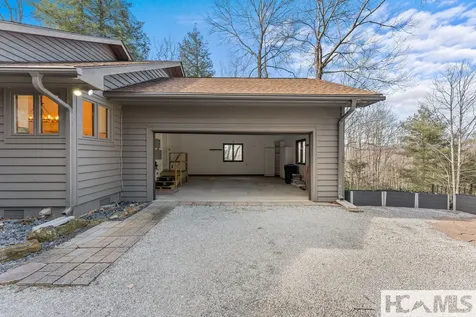 845 Whiteside Mountain Road Highlands NC 28741