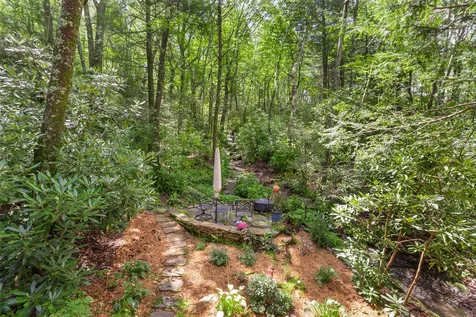 845 Whiteside Mountain Road Highlands NC 28741
