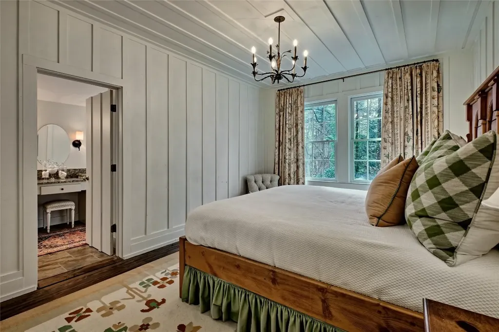 23 Chattooga Wood Road Cashiers NC 28717