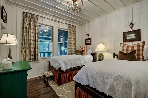 23 Chattooga Wood Road Cashiers NC 28717