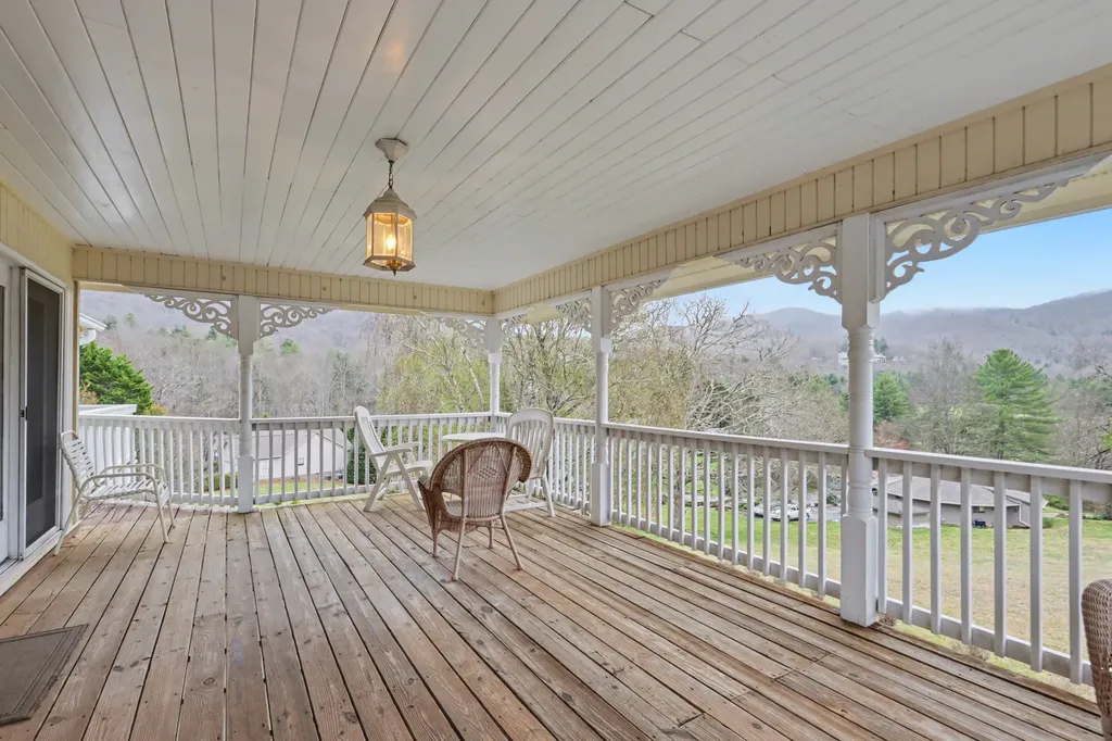 70 Fairway Lane Sky Valley GA 30537
