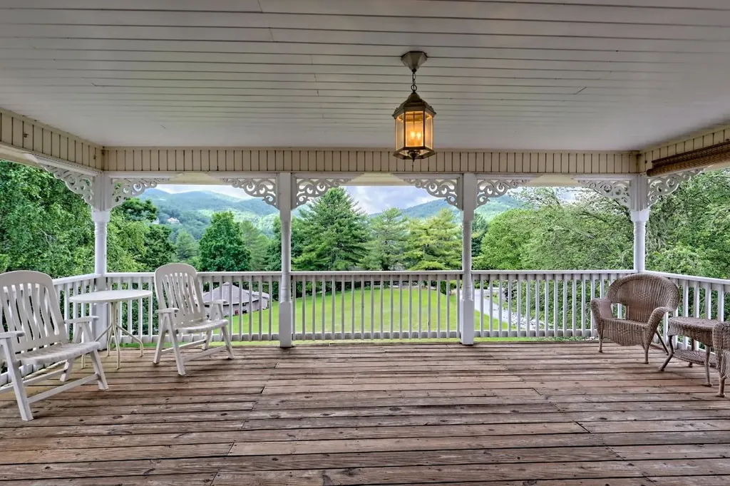 70 Fairway Lane Sky Valley GA 30537