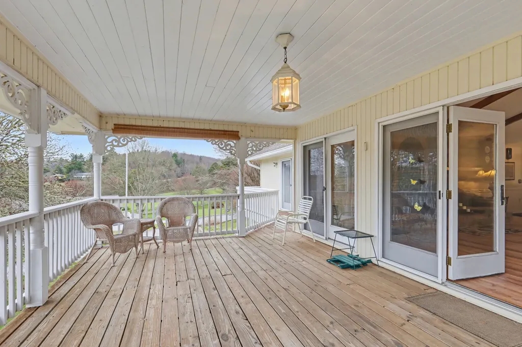 70 Fairway Lane Sky Valley GA 30537