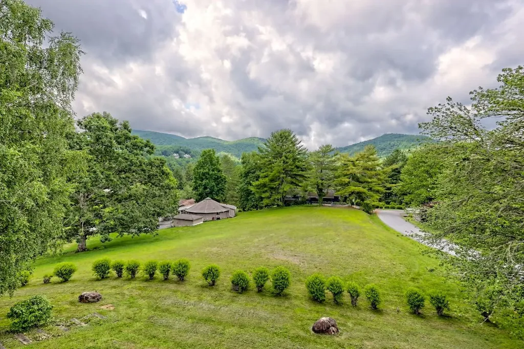 70 Fairway Lane Sky Valley GA 30537