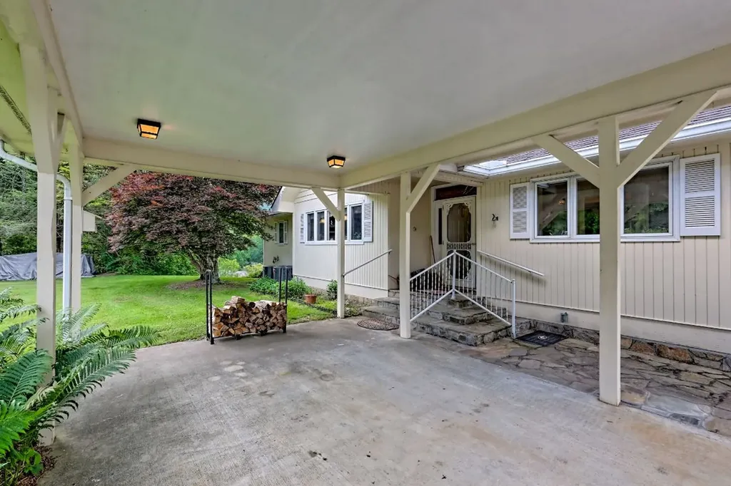 70 Fairway Lane Sky Valley GA 30537