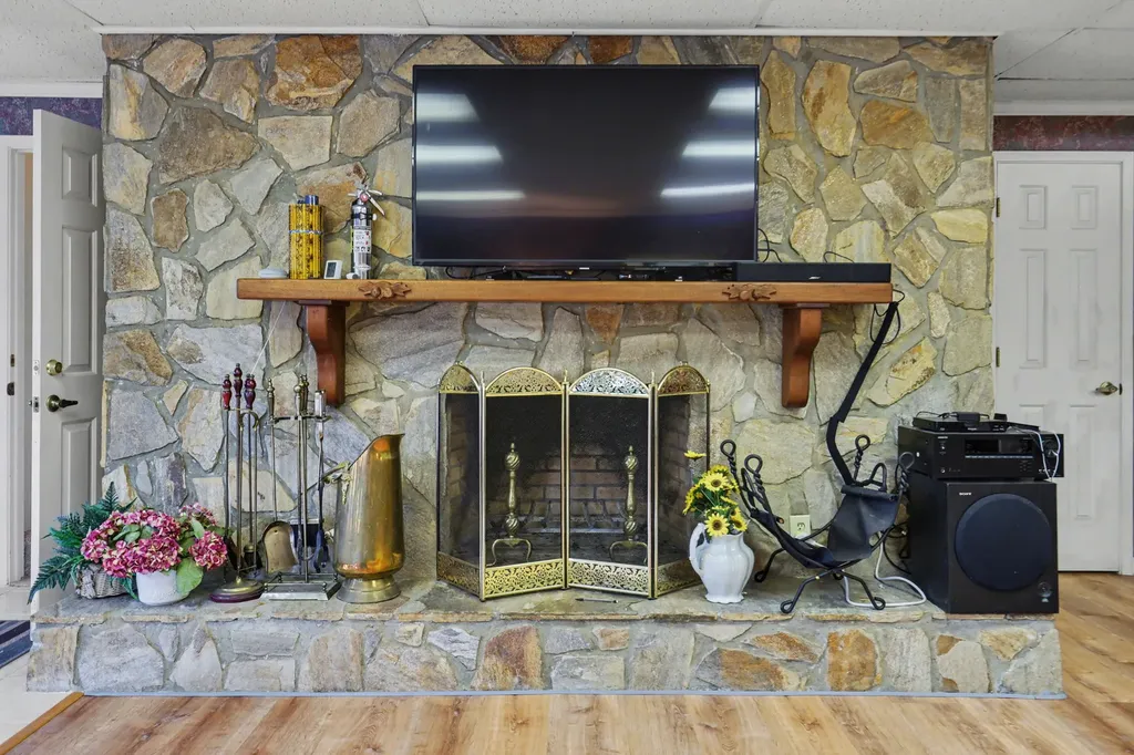 70 Fairway Lane Sky Valley GA 30537