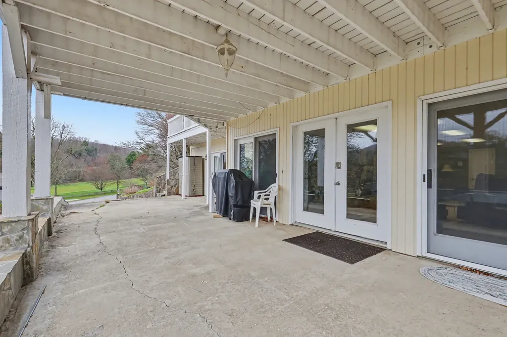 70 Fairway Lane Sky Valley GA 30537