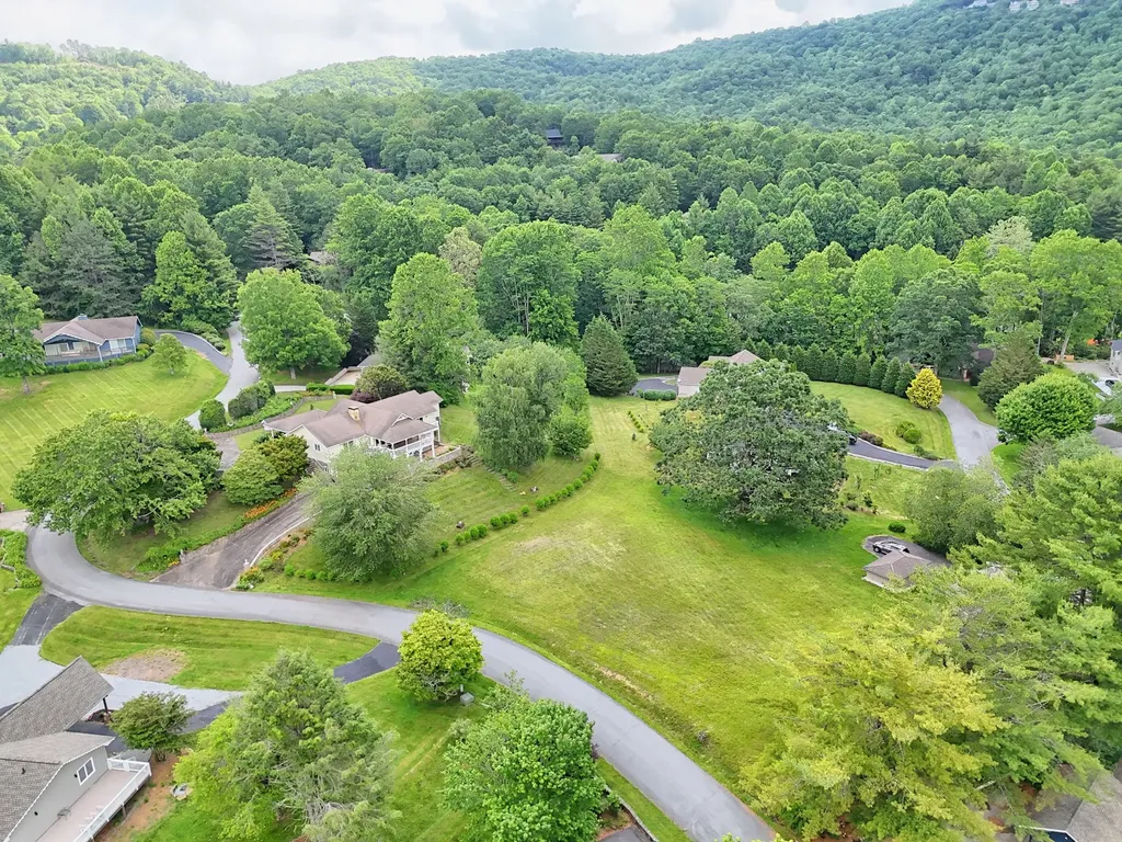 70 Fairway Lane Sky Valley GA 30537