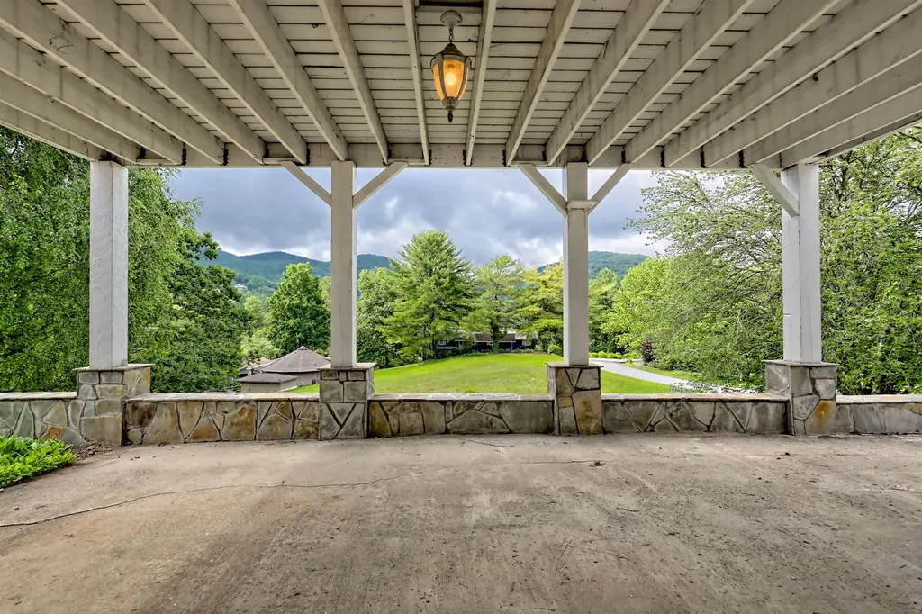 70 Fairway Lane Sky Valley GA 30537