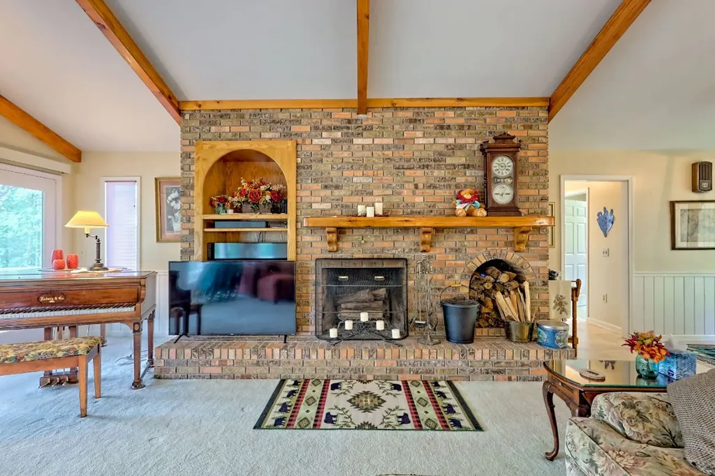 70 Fairway Lane Sky Valley GA 30537