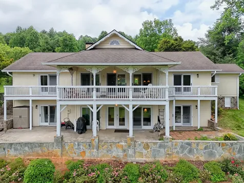 70 Fairway Lane Sky Valley GA 30537