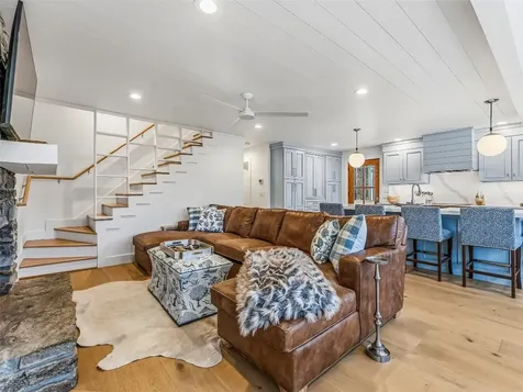 40 Toxaway Landing Drive Lake Toxaway NC 28747