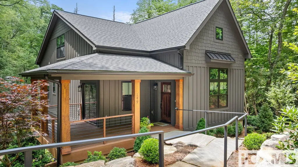 149 Woodland Hill Drive Highlands NC 28741