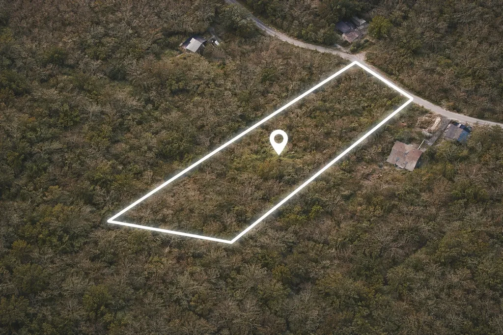 25 Fowler Road Glenville NC 28736