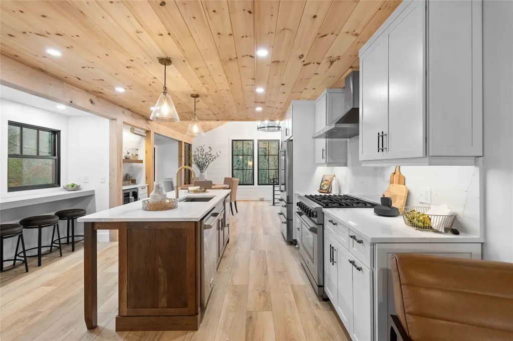 194 Tarragon Drive Cashiers NC 28717