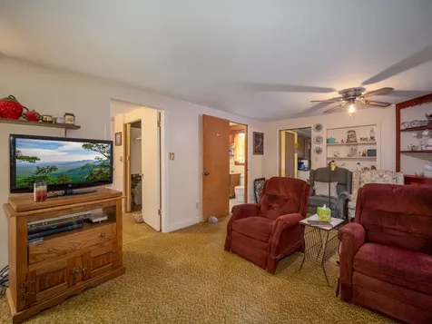 48 Squirrel Lane Sapphire NC 28774